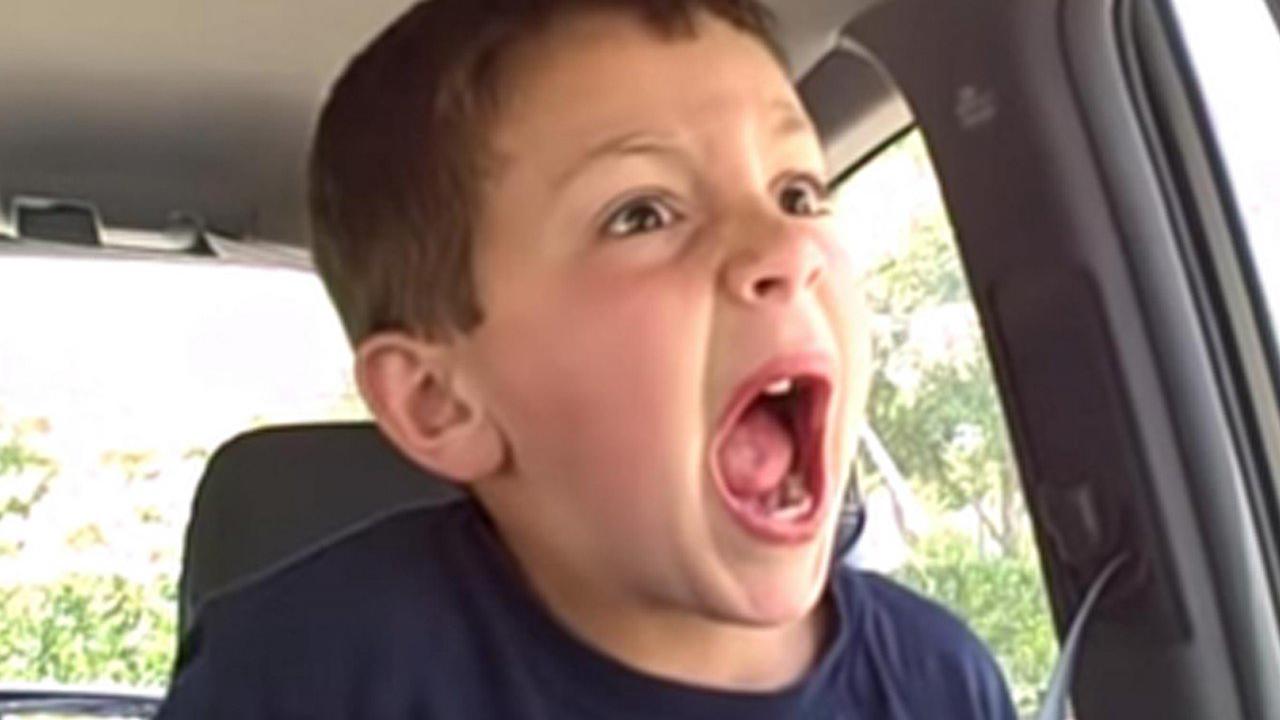 NEWS David After Dentist το viral video των 140 εκατ. YouTube views